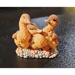 Ducks Figurine #0596 by Stratford Collection / Country Artists 1990s Make in UK